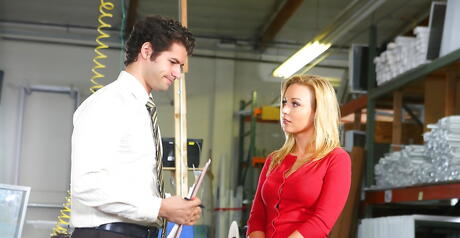 Sexy american blonde Kayden Kross fucked in her sissy after hot cock suck 