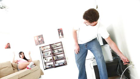 Sultry american Diamond Kitty in shorts suck big dick and take it in the ass 